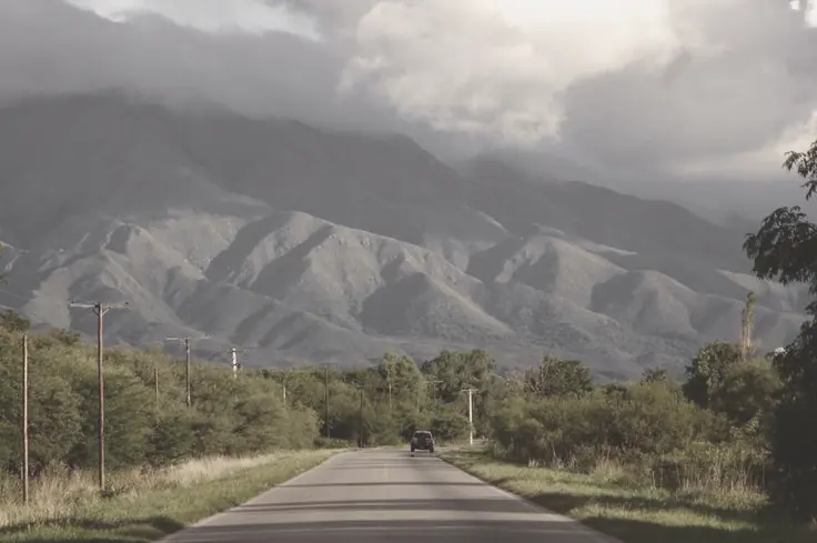 Camino rural hacia las sierras de San Javier
